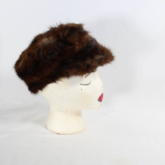 Vintage 1960s Brown Mink Fur Flat Cap - Audrey Hepburn Inspired Winter Hat